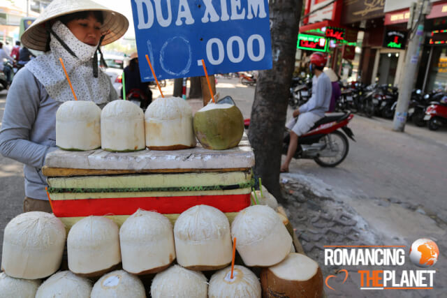 Women selling coconut water