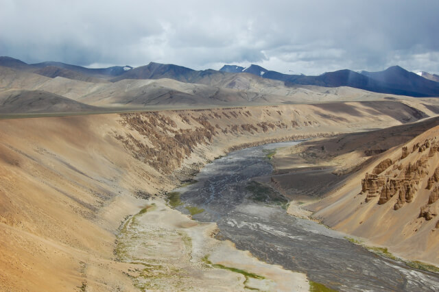 Sumkhel Lungpa River Valley