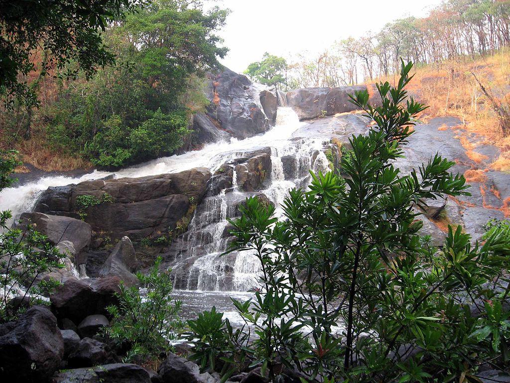 waterfalls in wayanad - Meenmutty Falls